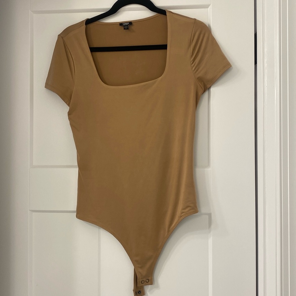 Express body contour bodysuit